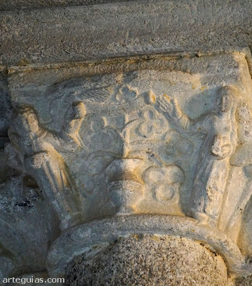 Capitel interior: la Anunciaci&oacute;n