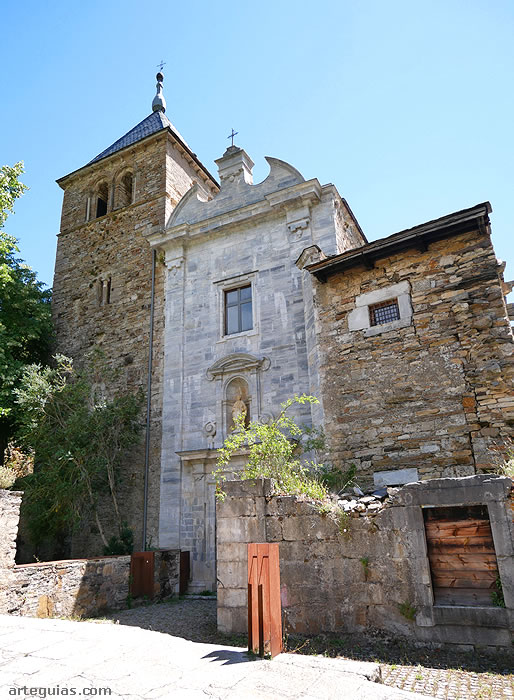Monasterio de San Pedro de Montes: fachada de la iglesia