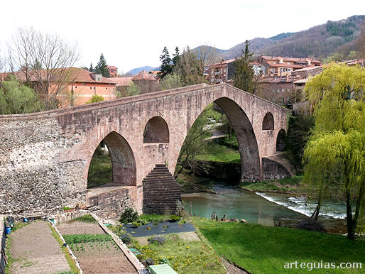 Puente Viejo de Sant Joan de les Abadesses