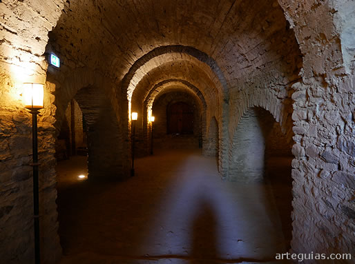 Cripta de la iglesia de Sant Miquel