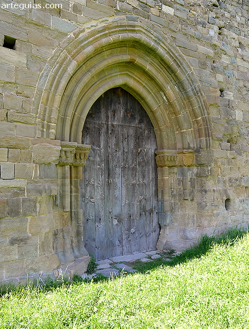 Puerta g&oacute;tica