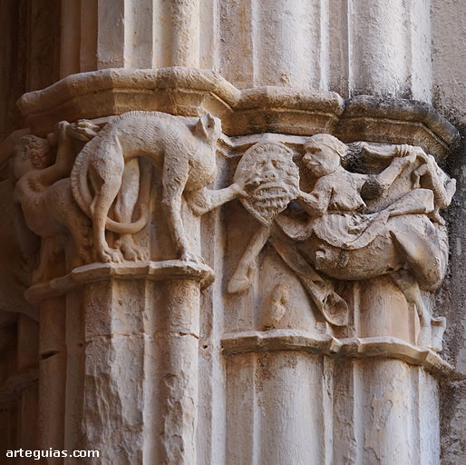 Relieves del claustro g&oacute;tico