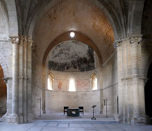 Interior del &aacute;bside central