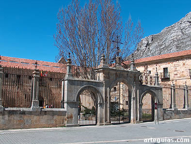 El monasterio con las reformas modernas