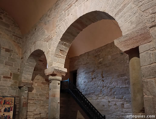 Arquer&iacute;a protorrom&aacute;nica del siglo XI