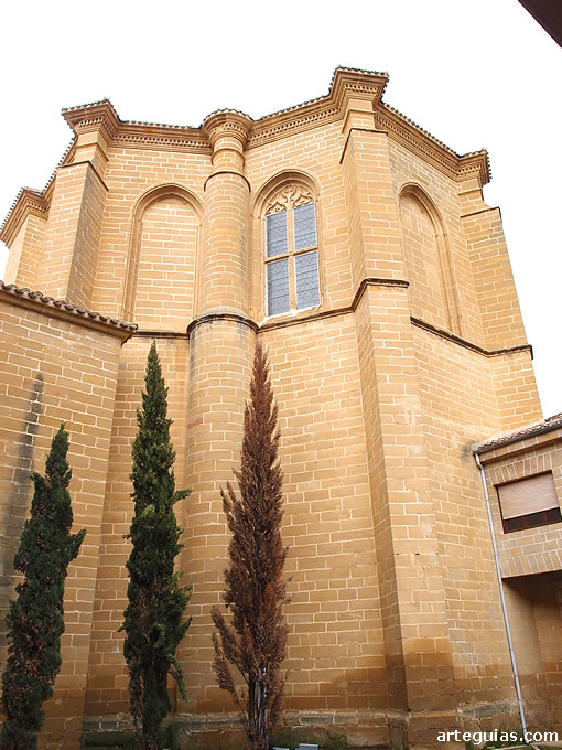 Exterior de la cabecera de la iglesia del Monasterio de La Piedad de Casalarreina