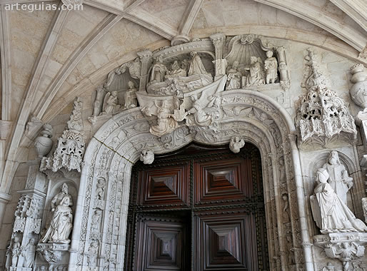 Puerta oeste de la iglesia de los Jer&oacute;nimos