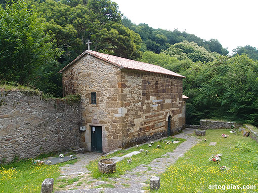 San Antol&iacute;n de Toques. Iglesia desde el suroeste