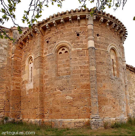 Precioso &aacute;bside de la iglesia de Abajas