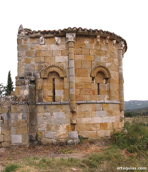 Antigua iglesia rom&aacute;nica de B&aacute;rcena de Pienza, Burgos