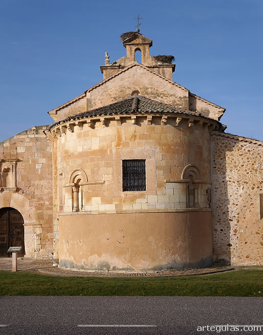 Iglesia de Castillejo de Mesle&oacute;n, Segovia: &aacute;bside rom&aacute;nico