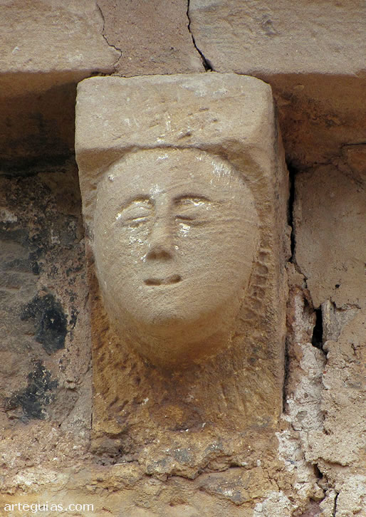 Canecillo de la nave