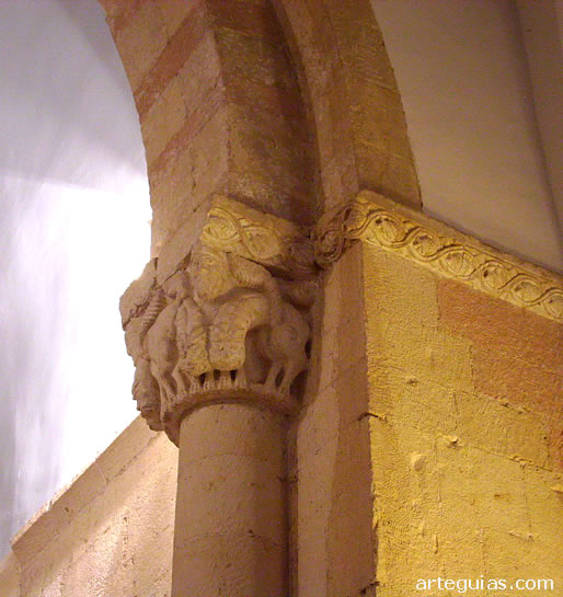 Arco triunfal de la iglesia de San Juan Bautista de Cerezo de Arriba