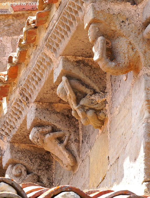 Canecillos antropomorfos