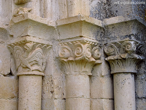 Gu&iacute;a de la iglesia de San Andr&eacute;s de Pecharrom&aacute;n, Segovia