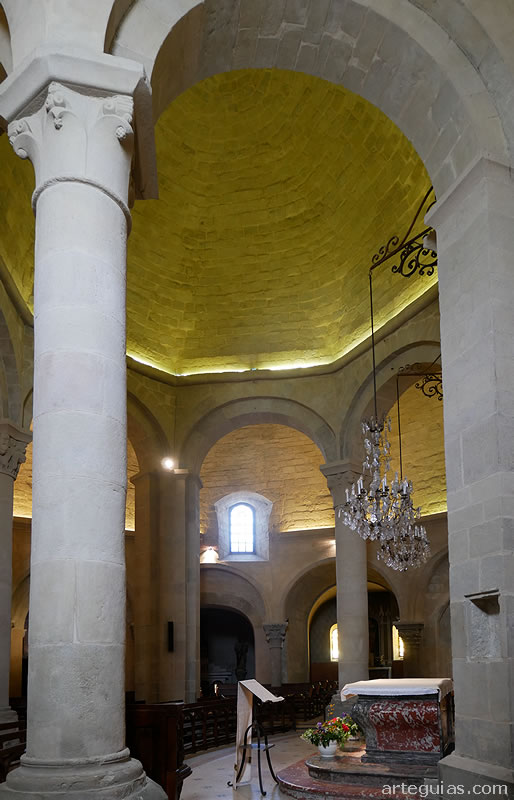 Iglesia de Rieux-Minervois, Francia: interior