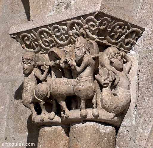 Capitel con centauros y nereidas