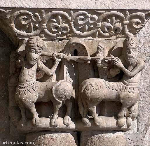 Uno de los mejores capiteles de la iglesia de San Claudio de Olivares de Zamora