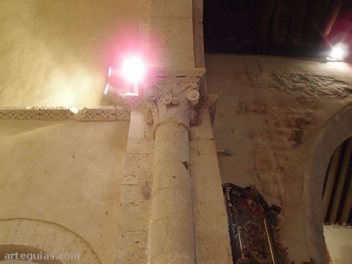 Capitel vegeta&ntilde;