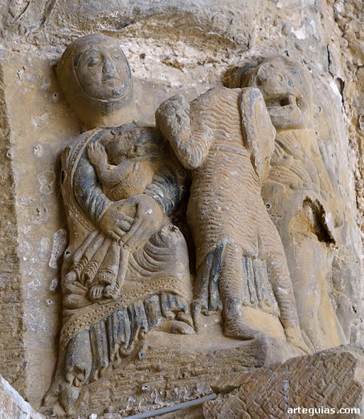 Relieve de una madre defendidad por un guerrero