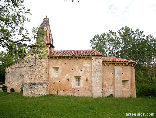 Iglesia de San Miguel de Cornezuelo, Burgos. Vista desde el sur