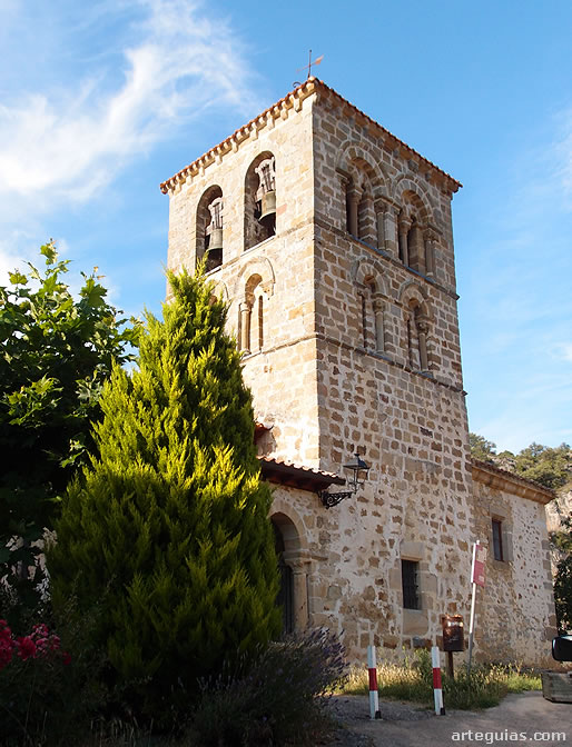 Magn&iacute;fica torre campanario