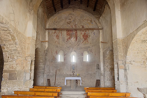 Interior de Santa María de Palau de Rialb