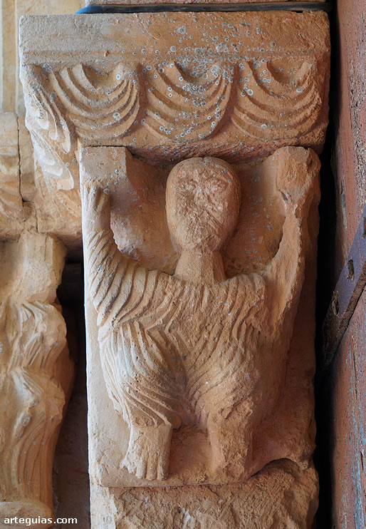 Mocheta del t&iacute;mpano de la iglesia de Santa Mar&iacute;a de Siurana, Tarragona