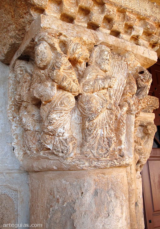Iglesia de Torreandaluz, Soria: capitel de los m&uacute;sicos