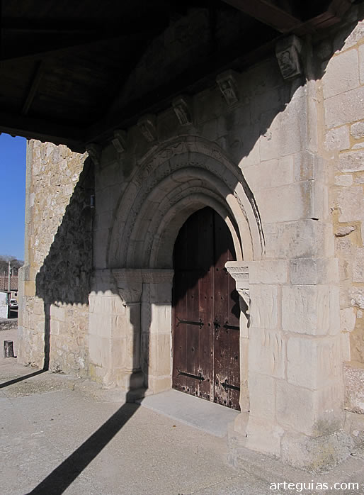 Puerta rom&aacute;nica