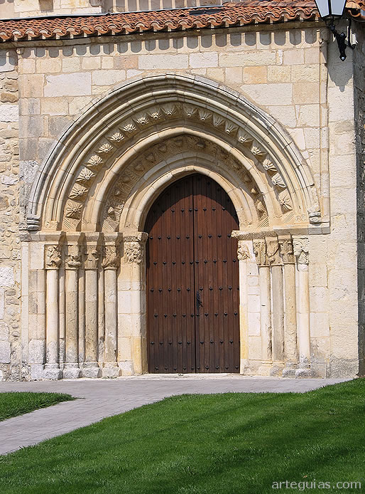 La puerta tardorrom&aacute;nica de Ochate
