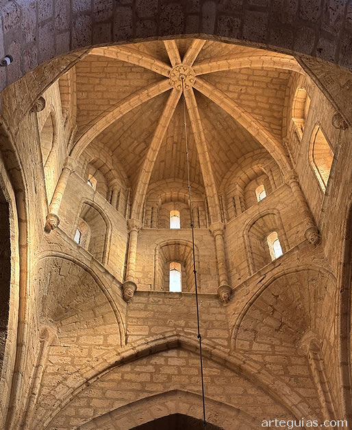 El espectacular cimborrio de Villamuriel