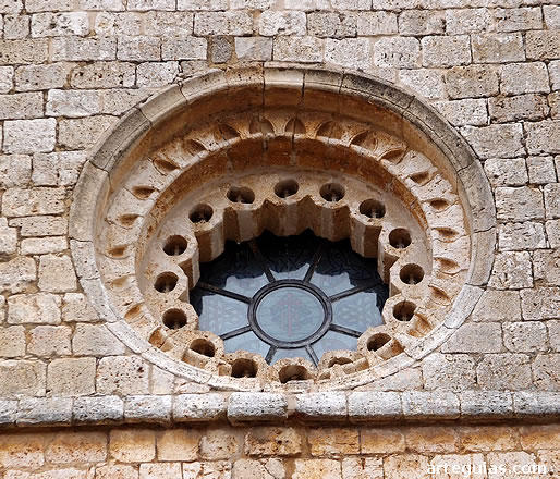 &ouml;culo del siglo XIII