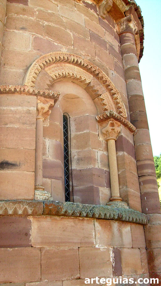 Ventanal del &aacute;bside