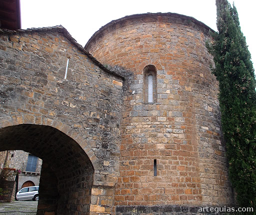 Exterior de la cabecera