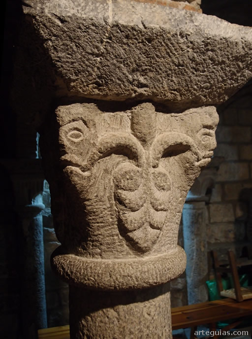 Capitel de la cripta