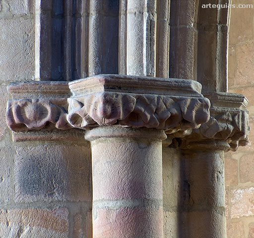 Capiteles de la iglesia de Getaria