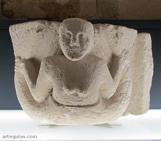 Relieve con una nereida o sirena-pez