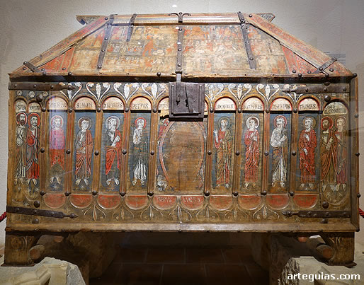 Arc&oacute;n del monasterio de Carrizo