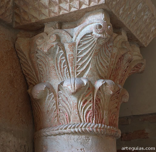 Capitel moz&aacute;rabe