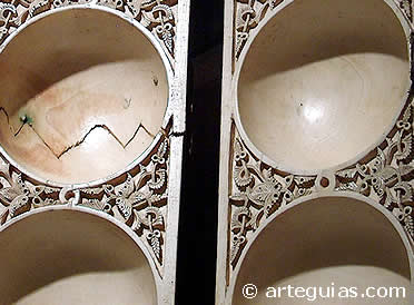 Estuche de marfil andalus&iacute;. Museo de Burgos