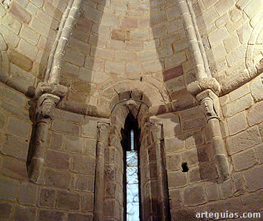 Detalle del &aacute;bside