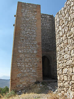 Una de las puertas de la muralla de Archidona