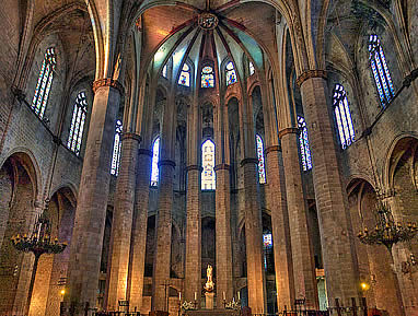 Interior de la cabecera de Santa Mar&iacute;a del Mar