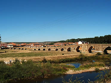 Puente de Peregrinos en Hospital de &Oacute;rbigo