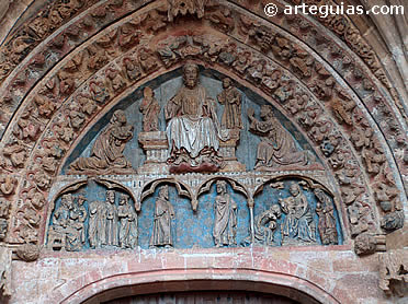 Detalle del t&iacute;mpano de La Hiniesta