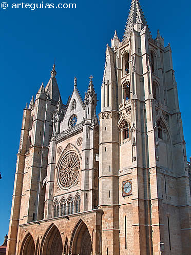 Catedral de Le&oacute;n, vista exterior