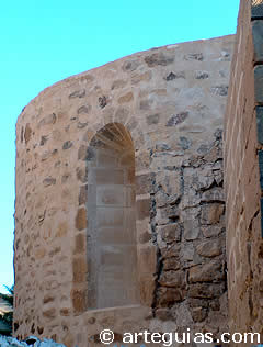 &Aacute;bside de la iglesia rom&aacute;nica de San Juan Bautista en Baeza (Ja&eacute;n)