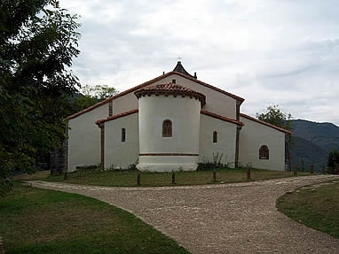 Iglesia rom&aacute;nica de San Vicente de Serrapio