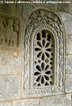 Celos&iacute;a prerrom&aacute;nica de la iglesia de Iglesia de San Xes de Francelos, junto a Ribadavia